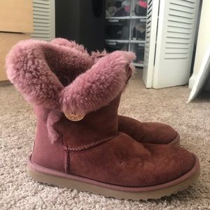 Purple Bailey Button size 9 Ugg boots - used